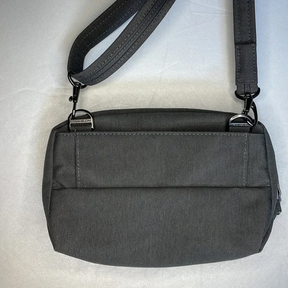 Travelon Anti-Theft Metro Convertible Small Crossbody Belt bag - Picture 14 of 15